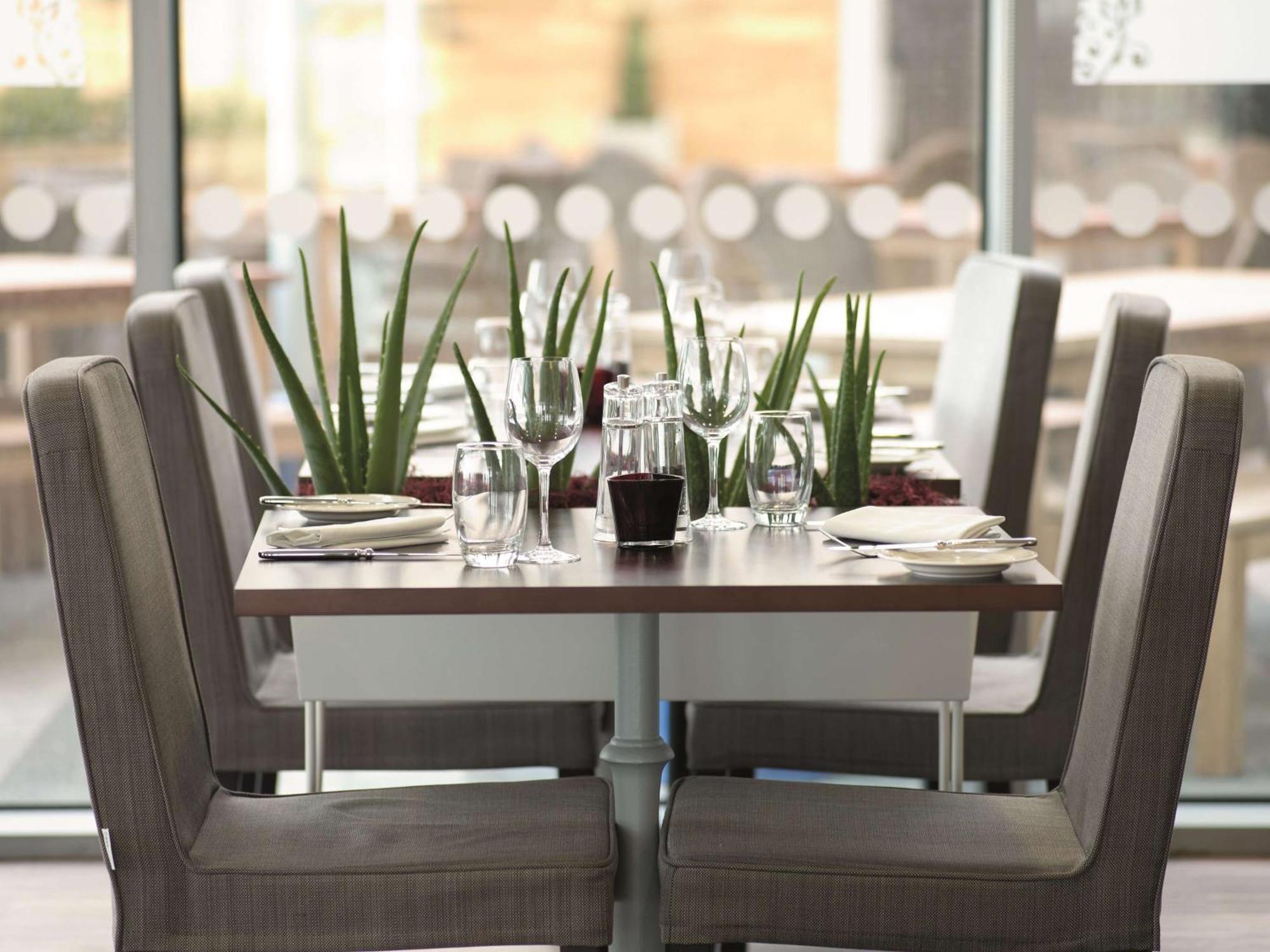 Radisson Blu Hotel East Midlands Airport Castle Donington Restaurante foto