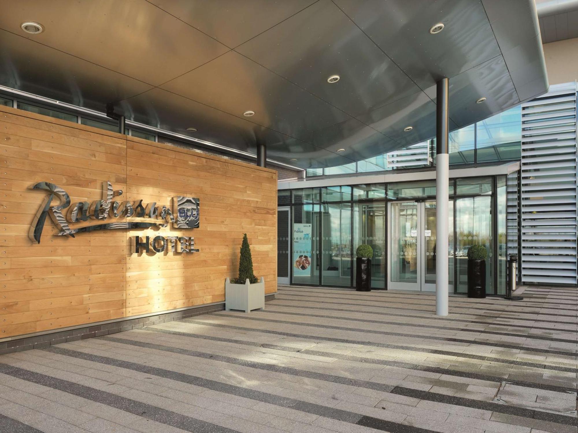 Radisson Blu Hotel East Midlands Airport Castle Donington Exterior foto